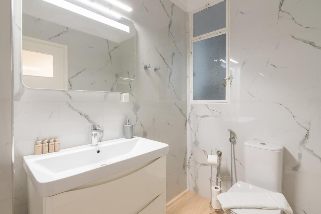 Phaedrus Living: City Center Flat Michalakopoulou Athens Ngoại thất bức ảnh